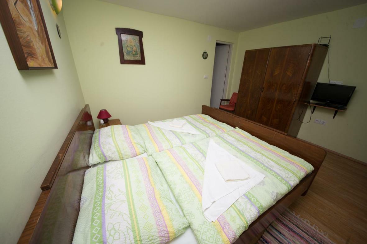 Acin Salas Tordinci Bagian luar foto