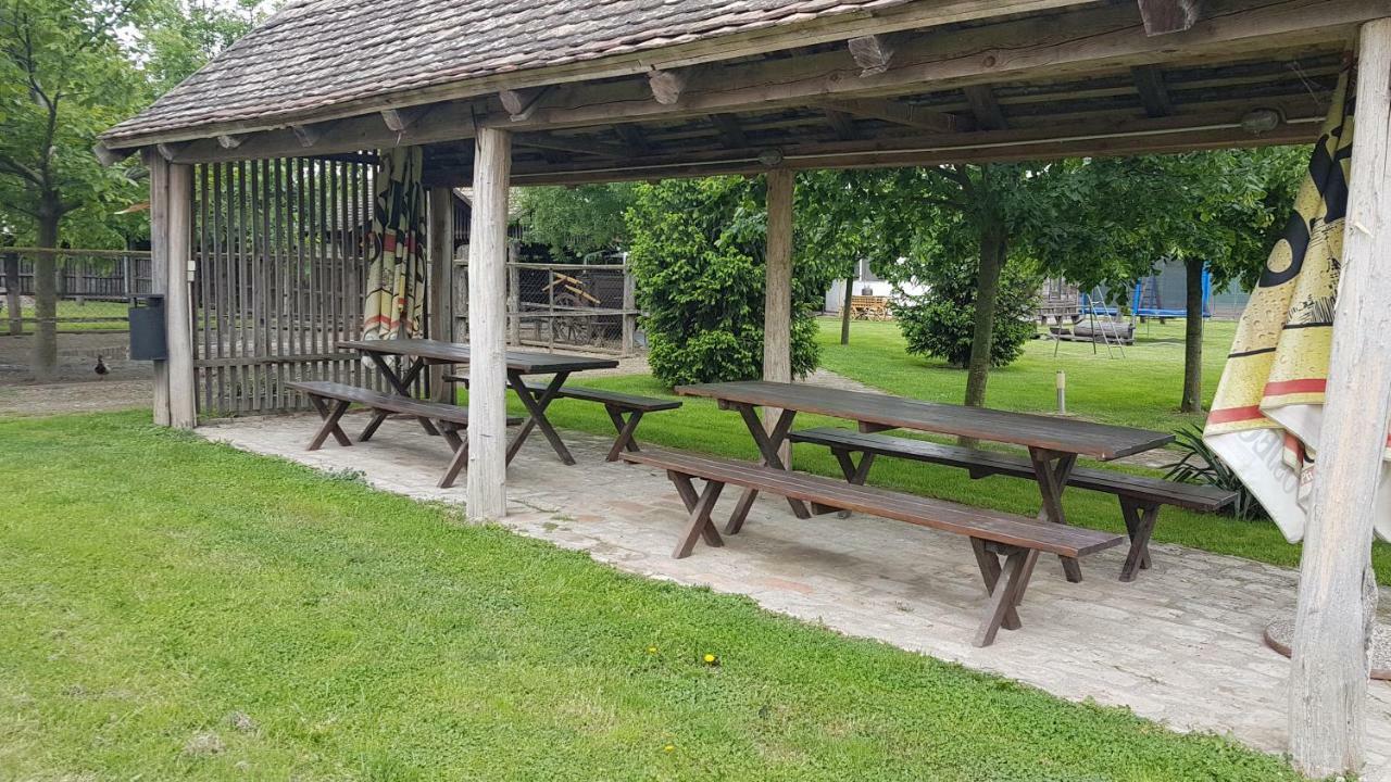 Acin Salas Tordinci Bagian luar foto